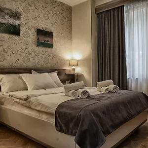 Hotel Four Brothers, Tiflis